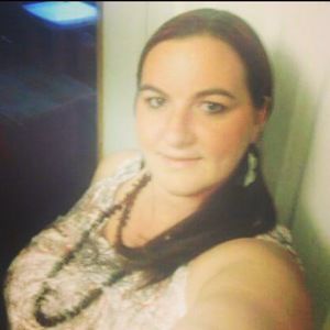 Meet your Posher, Yolanda